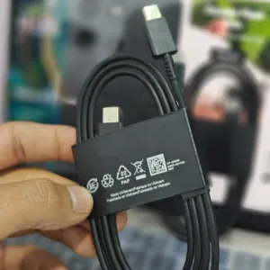 USB-C to USB-C Cable (1m) with out box
